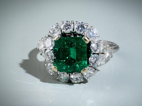 Smaragd-Brillantring